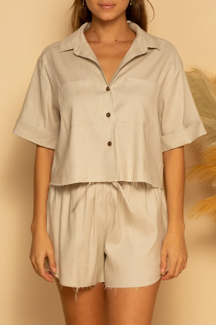 RAW HEM SHORT SLEEVE BUTTON UP